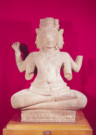 Scultura di Brahma con quattro facce, da Batambang, Cambogia, stile Koh Ker, metà del X secolo da Cambodian School